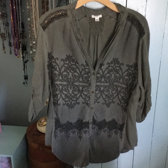 dylan Tops - Army green L by dylan